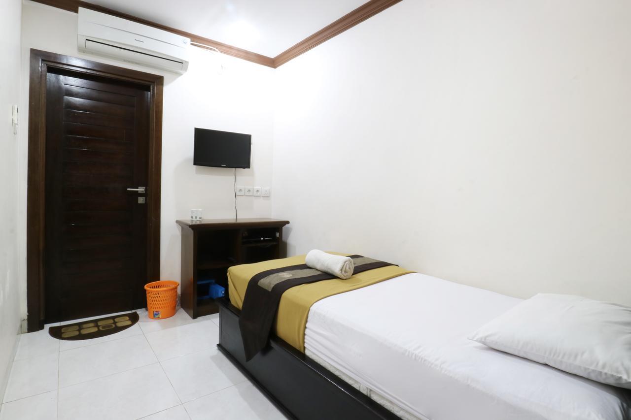 Pondok 3 Mertha Kuta Lombok Exterior foto